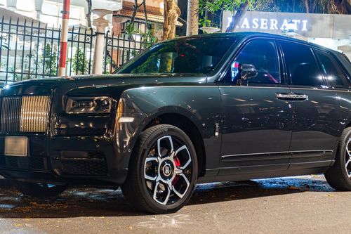 Bộ ba xe siêu sang Rolls-Royce trị giá hơn 100 tỷ của đại gia Hà Nội tụ họp