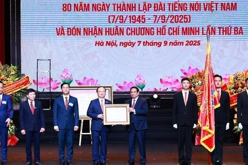 Thủ tướng Phạm Minh Chính: 'Tiếng nói Việt Nam' luôn vang xa, bay cao