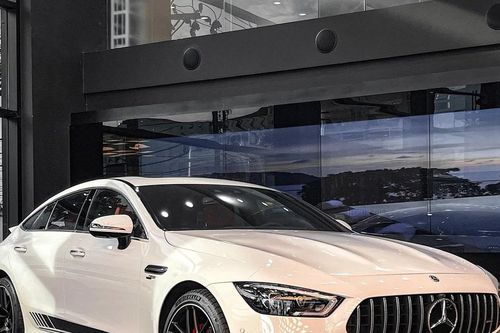 Mercedes-AMG GT 53 giảm giá kỷ lục còn 3,888 tỷ đồng