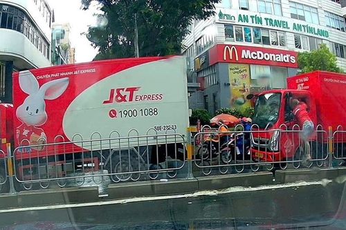 Bắt nam tài xế tấn công đồng nghiệp giữa đường chỉ sau một giờ tiếp nhận thông tin