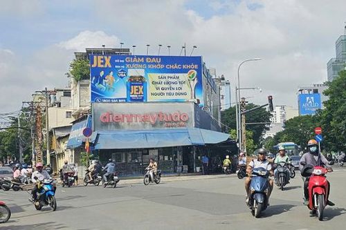 Bài 1: Gần 4 năm vẫn chưa thể thu hồi những khu đất đắc địa