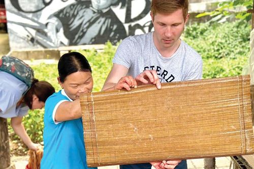 Du lịch trải nghiệm cùng du khách nước ngoài