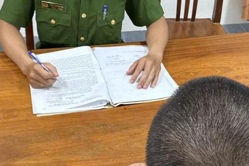 Tô Anh Dũng - Dũng 'Sài Gòn' vừa đầu thú