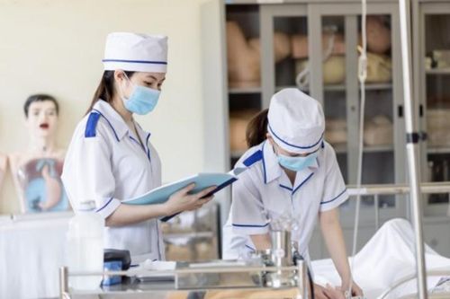 Các trường đại học nào xét tuyển bổ sung ngành Y Dược?