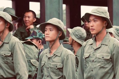 Mưa Đỏ: Đỗ Nhật Hoàng từng nhắm vai diễn khác, Phương Nam suýt trượt vai Tạ
