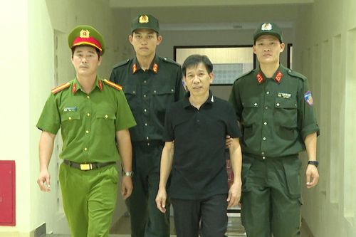 Dần lộ sáng hành vi phạm tội của băng nhóm Vi 'ngộ'