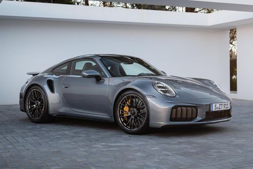 Porsche 911 Turbo S phiên bản mới mạnh 711 mã lực