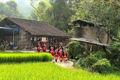 Giữ gìn bản sắc, xây dựng môi trường lành mạnh