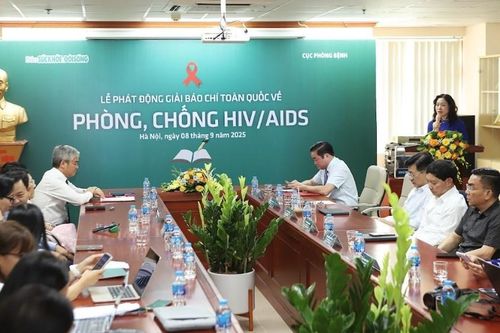 Phát động 'Giải Báo chí toàn quốc về HIV/AIDS năm 2025'