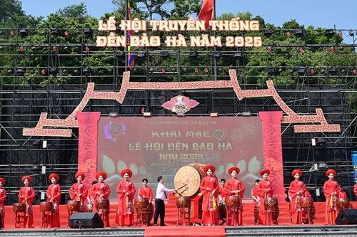 Lễ hội đền Bảo Hà tưởng nhớ Thần vệ quốc Hoàng Bảy