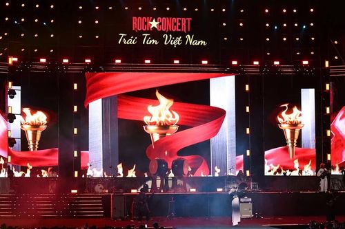Sôi động đêm đại nhạc hội 'Rock Concert-Trái tim Việt Nam'