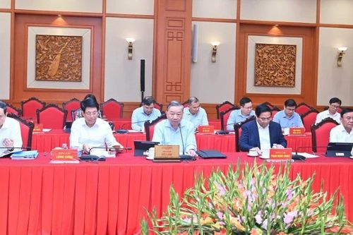 Bộ Chính trị làm việc với Ban Thường vụ Đảng ủy Công an Trung ương