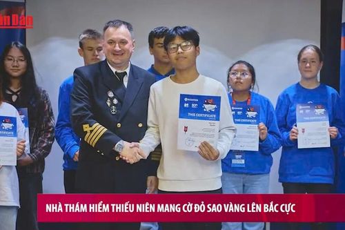 Nhà thám hiểm thiếu niên mang cờ đỏ sao vàng lên Bắc Cực
