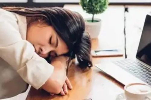 Mệt mỏi hơn sau giấc ngủ trưa, tại sao?