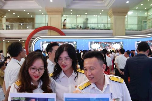 Chuyển đổi số: 'Xương sống' hiện đại hóa ngành Thuế