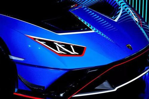 Chủ xe dùng ChatGPT tìm lại siêu xe Lamborghini sau 2 năm bị đánh cắp