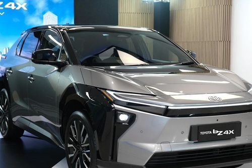SUV điện của Toyota hút khách tại Thái Lan, chờ ngày về Việt Nam