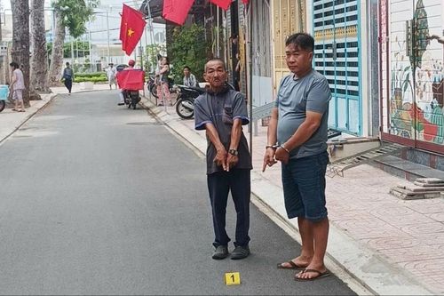 Khởi tố đối tượng cướp vé số của người bán dạo ngồi xe lăn
