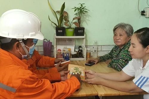 EVNHCMC công khai, minh bạch lượng điện tiêu thụ
