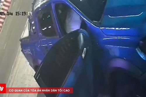 Ngủ qua đêm quên khóa cửa xe mất gần 30 cây vàng