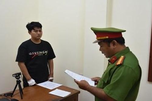 Khởi tố nam thanh niên đánh người trong lúc ăn nhậu về tội 'giết người'