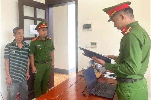 Khởi tố bị can đánh người 'cọc chèo' gãy chân