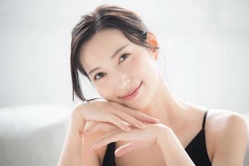 Chăm sóc làn da hỗn hợp như thế nào trong thời tiết khô hanh của mùa Thu?