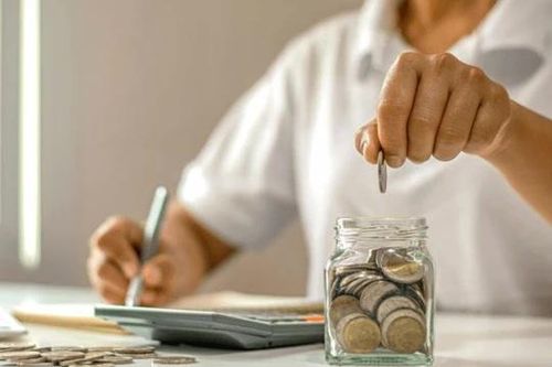 Thu nhập eo hẹp, chuyên gia bật mí công thức chi tiêu giúp quản lý tài chính hiệu quả