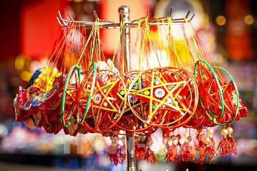 Tết Trung Thu 2025 rơi vào ngày nào, có được nghỉ không?