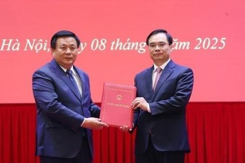 PGS,TS. Dương Trung Ý được tái bổ nhiệm Phó Giám đốc Học viện Chính trị Quốc gia Hồ Chí Minh