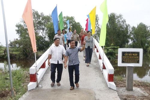 Nối nhịp bờ vui