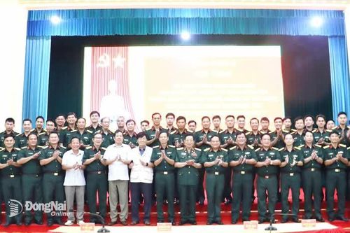 Đề nghị phong tặng danh hiệu Anh hùng Lực lượng vũ trang nhân dân cho Thiếu tướng Trần Ngọc Thổ