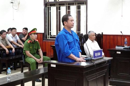 20 năm tù cho đối tượng côn đồ dùng búa tấn công phụ nữ giữa đường