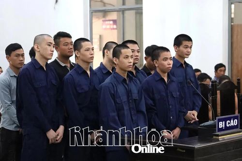 Rủ nhau đi giải quyết mâu thuẫn trên mạng, 15 thanh niên vào tù