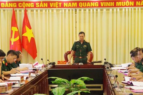 Đoàn công tác Cục Chính trị Quân khu 1 kiểm tra công tác Đảng, công tác chính trị tại Lạng Sơn