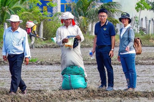 Ðổi mới phương thức vận động đồng bào vùng dân tộc thiểu số