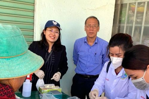 Toàn dân chung tay đẩy lùi dịch bệnh