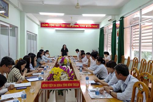 Ban Văn hóa Xã hội HĐND tỉnh Lâm Đồng làm việc tại Bệnh viện Đa khoa Bình Thuận