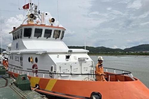 Hơn 550 người được cứu trên biển: Lực lượng cứu nạn hàng hải căng mình mùa mưa bão
