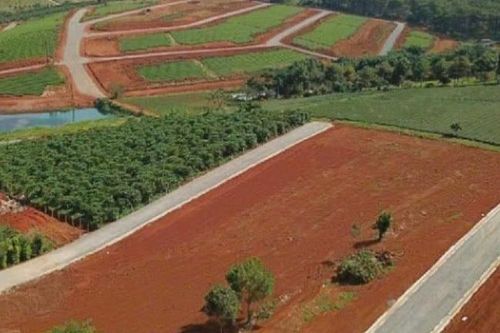 Tháo nút thắt về giá trong quá trình chuyển đổi đất cho người dân