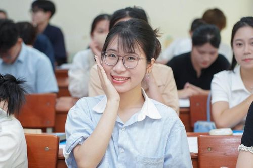 Hà Nội: Trường đại học rộn ràng tổ chức các hoạt động chào đón tân sinh viên