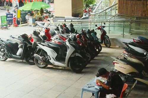 Hà Nội di dời bãi xe không đúng quy định