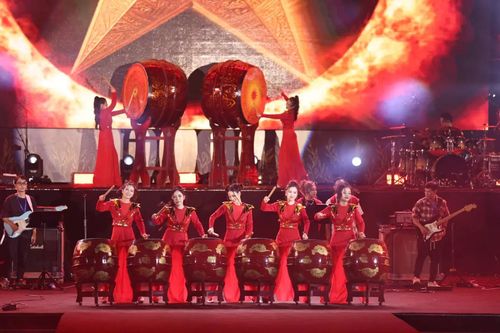 Trái tim Việt Nam: Khi Rock bùng cháy cùng nhạc cách mạng