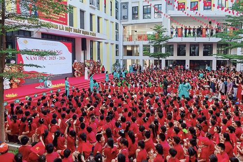 Bài học từ sự cố ở Trường Tiểu học Thái Thịnh: Thiện nguyện thiếu tinh tế, trẻ có thể bị mặc cảm, tổn thương tâm lý