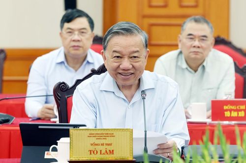 Bộ Chính trị cho ý kiến dự thảo văn kiện, phương án nhân sự trình Đại hội Đảng bộ Công an Trung ương