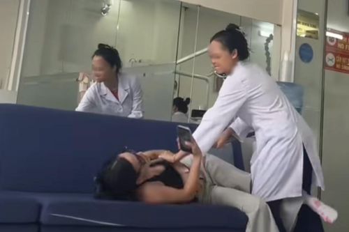 Nguyên nhân nha sĩ dùng gậy sắt tấn công khách hàng ở TP.HCM