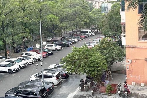 Tại chung cư N3B, Khu đô thị N2 Trung Hòa - Nhân Chính (phường Yên Hòa):Chấm dứt việc trông giữ phương tiện không phép