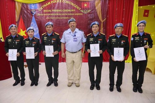 Đón Tết Độc lập ở châu Phi