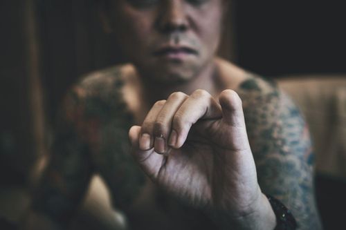 Đàn ông xăm trổ được thuê 'tóm' bồ nhí ở Nhật Bản