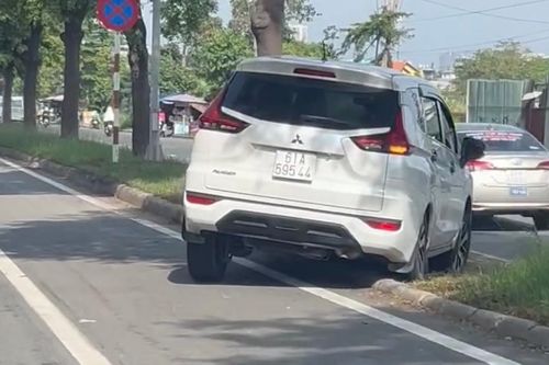 CSGT TP.HCM xác minh vụ ôtô leo dải phân cách sang đường